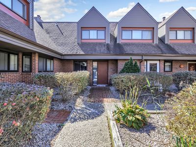 22 Montoya Drive #2, Branford, CT, 06405
