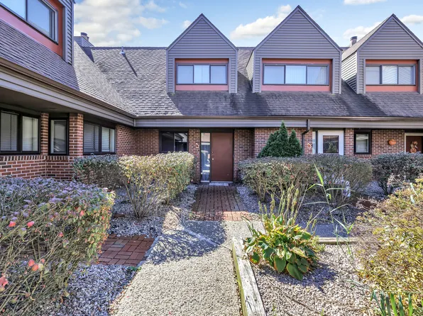 22 Montoya Drive #2, Branford, CT 06405