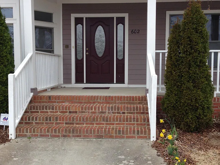 602 Bingham St — Photo 3