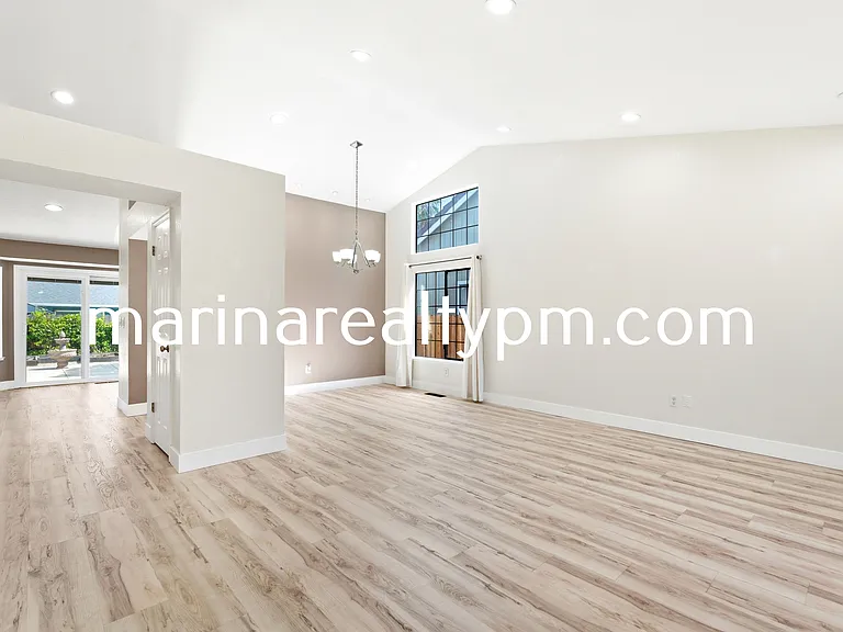 208 Buttercup Cir — Photo 6