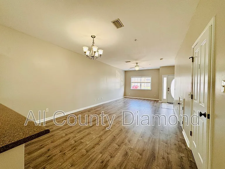 1846 Annabellas Dr — Photo 3