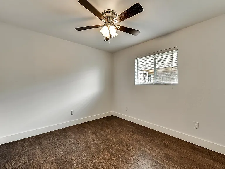 1865 Green Ridge Dr — Photo 15