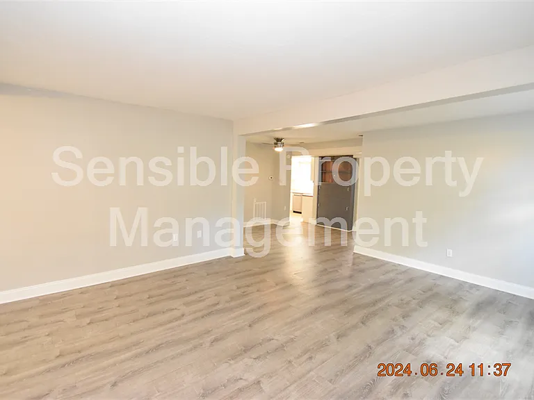 2926 51st St S #1 — Photo 32