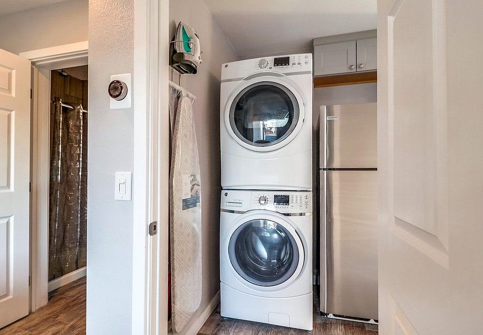 1st image of 1313 W Morena Blvd #18