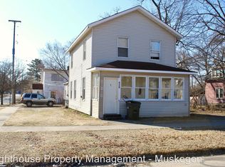 391 Monroe Ave APT 3, Muskegon, MI 49441