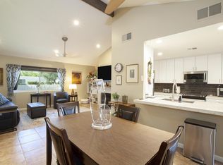 2250 N Sunshine Cir, Palm Springs, CA 92264