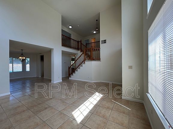 3rd image of 1314 Jamestown Way