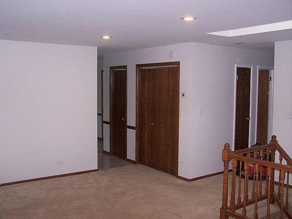 4th image of 721 Dickens Ave