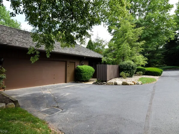 438-72 Cedar Rdg, Aurora, OH 44202