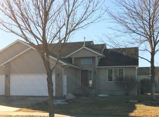 609 W Cascade St, Sioux Falls, SD 57108