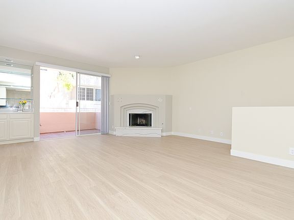 4th image of 1230 Wellesley Ave APT 205