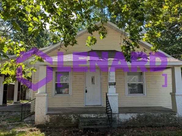 332 E Summit St, Bolivar, MO 65613
