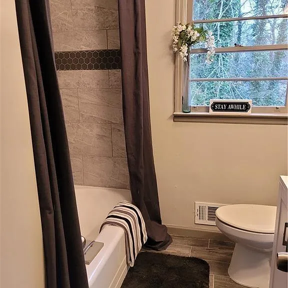 2123 Barbara Ln — Photo 11