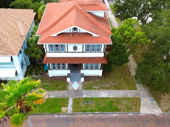 838 6th St N APT 1, Saint Petersburg, FL 33701