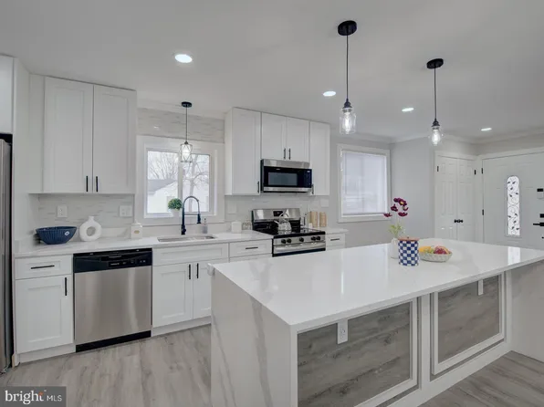 4104 Henson Ln, Temple Hills, MD 20748