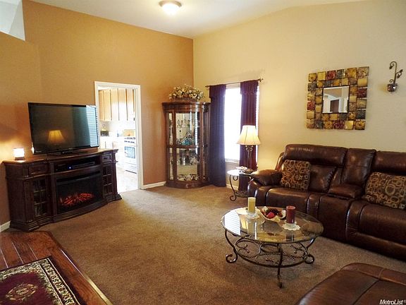 5th image of 8180 Crafton Ct