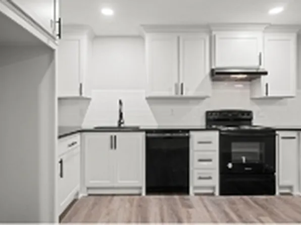 720 Ottawa St, Leavenworth, KS