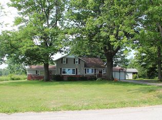 2697 Bauer Rd, Eden, NY 14057