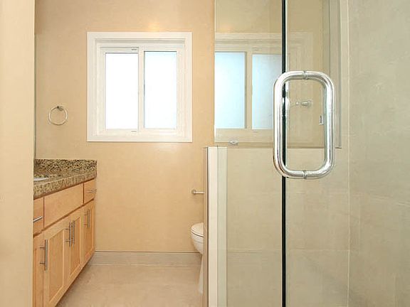 2nd image of 724 Cowper St #728