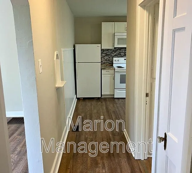 716 N Meridian St — Photo 9