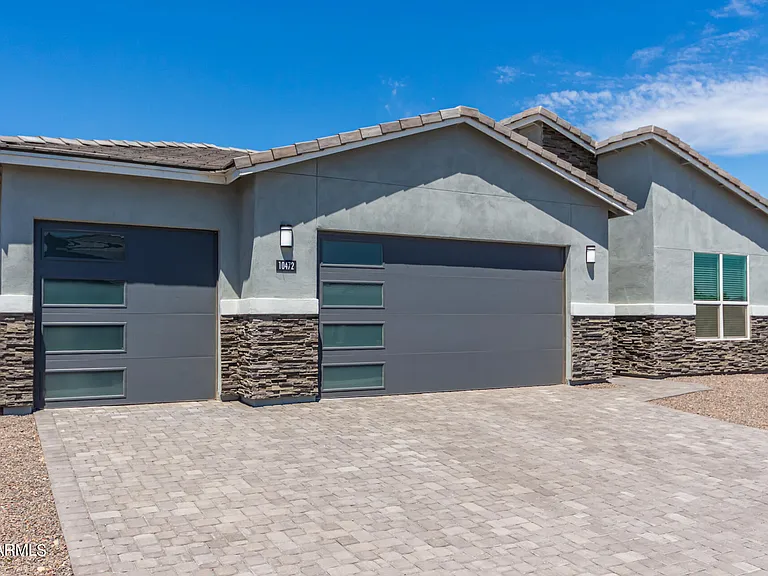 10472 W Adam Ave — Photo 32