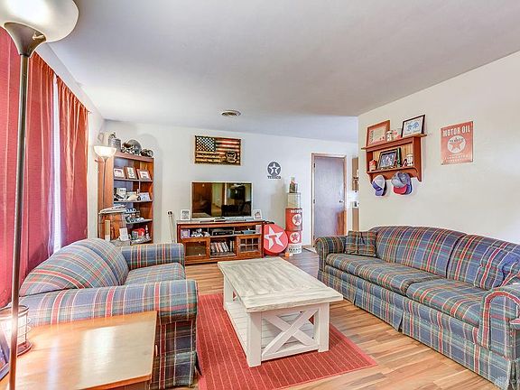 4th image of 202 McKinley Dr