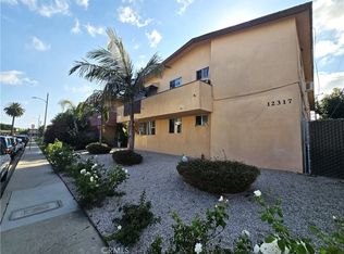 12317 Gale Ave APT E, Hawthorne, CA 90250