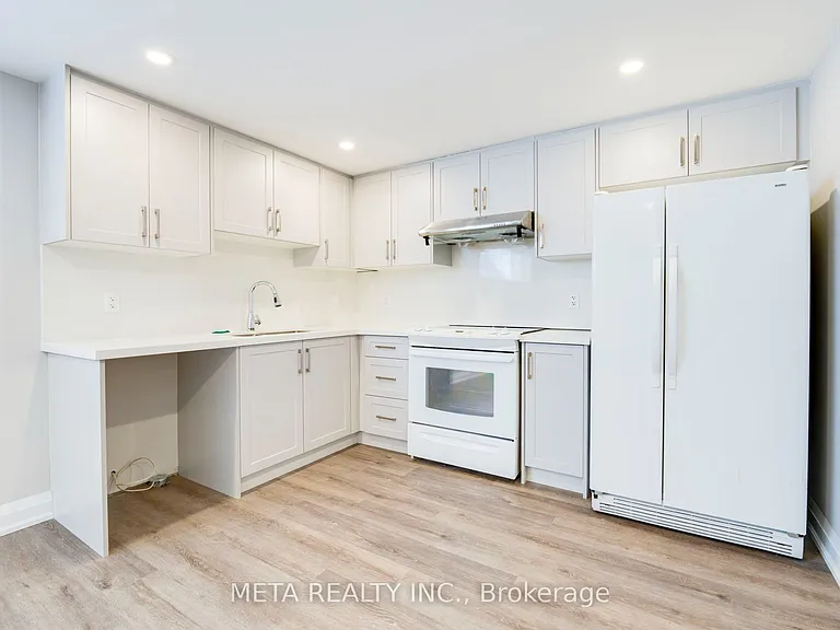 6 Fintona Ave #BSMNT — Photo 3