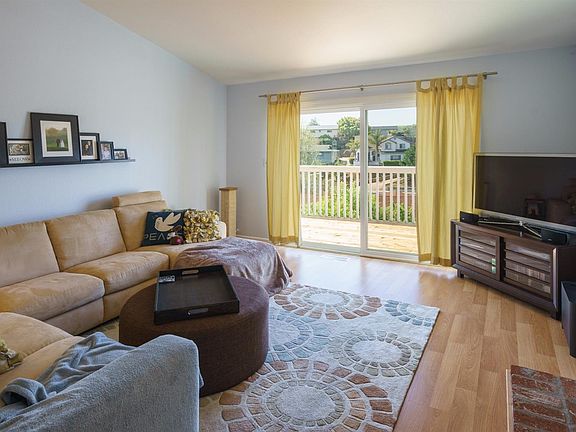4th image of 1280 Monte Vista Court
