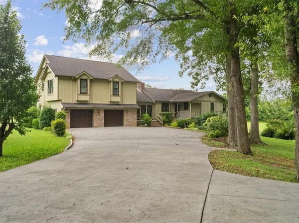 295 Craigtown Rd NE, Calhoun, GA 30701