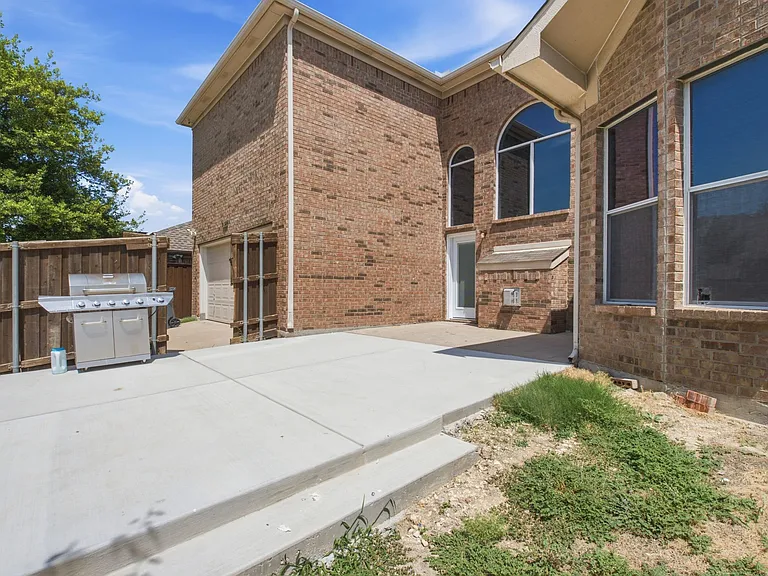 9309 Stonewood Dr — Photo 50