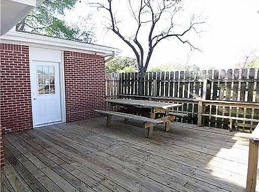3rd image of 301 Francis Dr