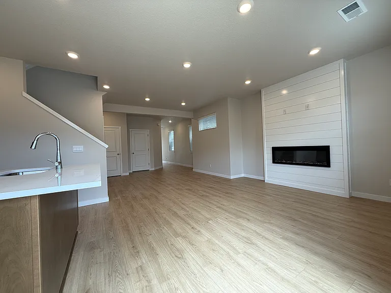 3558 SW Battaglia Ave — Photo 12