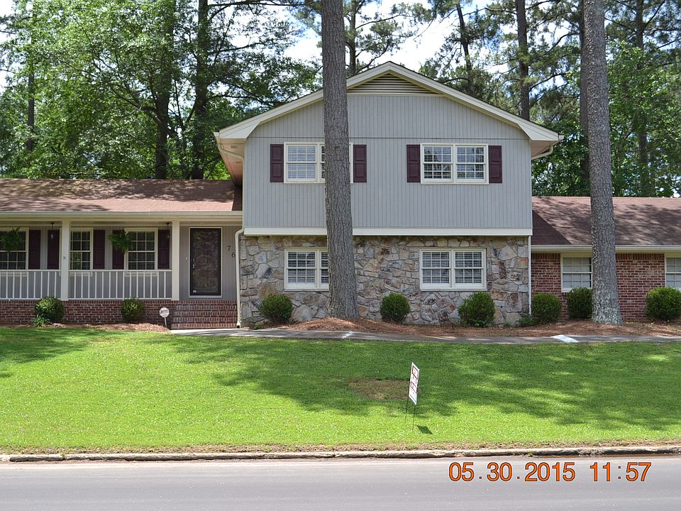 1st image of 765 Clubhouse Dr SE