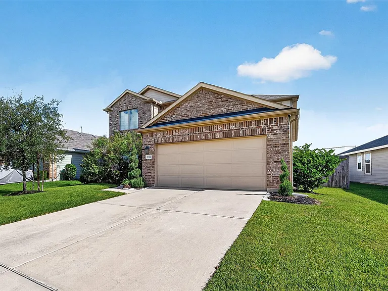 21522 Autumn Summit St — Photo 3