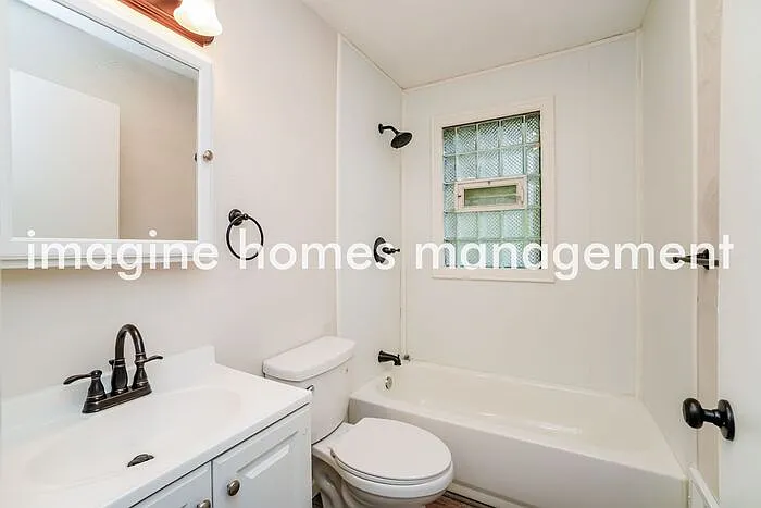 219 Maple Dr — Photo 11