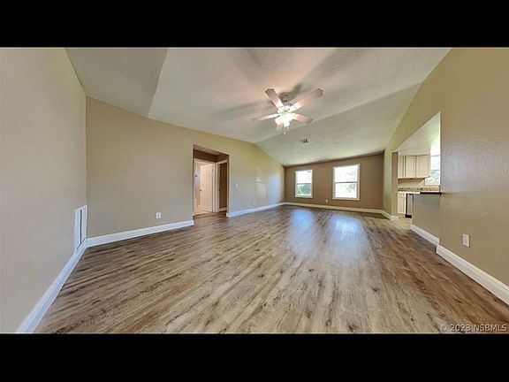 3rd image of 1419 Sabal Palm Dr