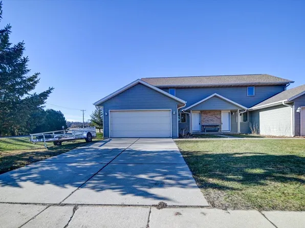 1121-1123 Union Rd, Oregon, WI 53575