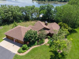 5225 Riverside Rd, Waterford, WI 53185