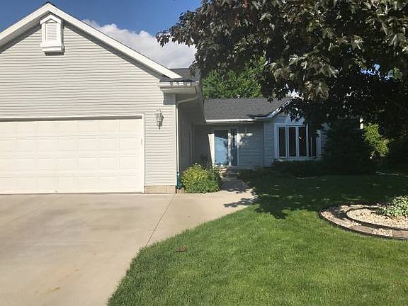 2nd image of 75 Cumberlynn Dr