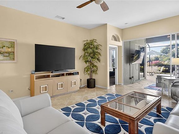 4th image of 26406 Clarkston DR