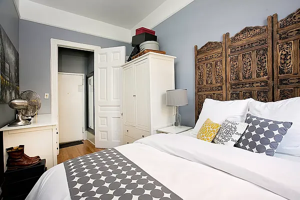 Rented by Waldstar Real Estate LLC | media 23