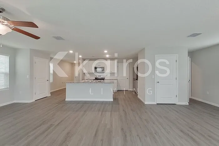 8590 SW 43rd Ter — Photo 6