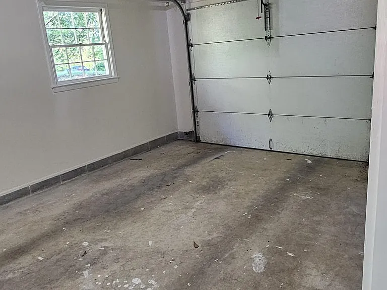 731 Seehorn St NE — Photo 17