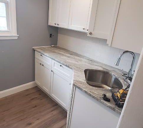 4th image of 7287 Guilford Rd