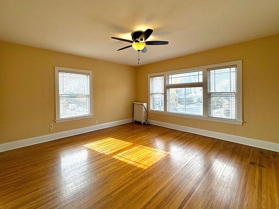 2nd image of 2545 Garfield Ave S #21