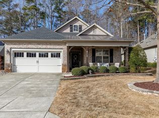 6115 Leesburg Ln, Raleigh, NC 27617