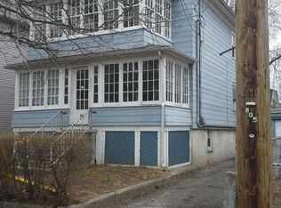 209 Lewis St, Bridgeport, CT 06605