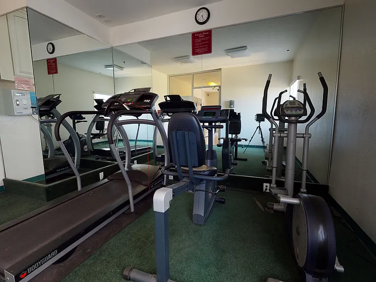 Warner Courtyards Gym