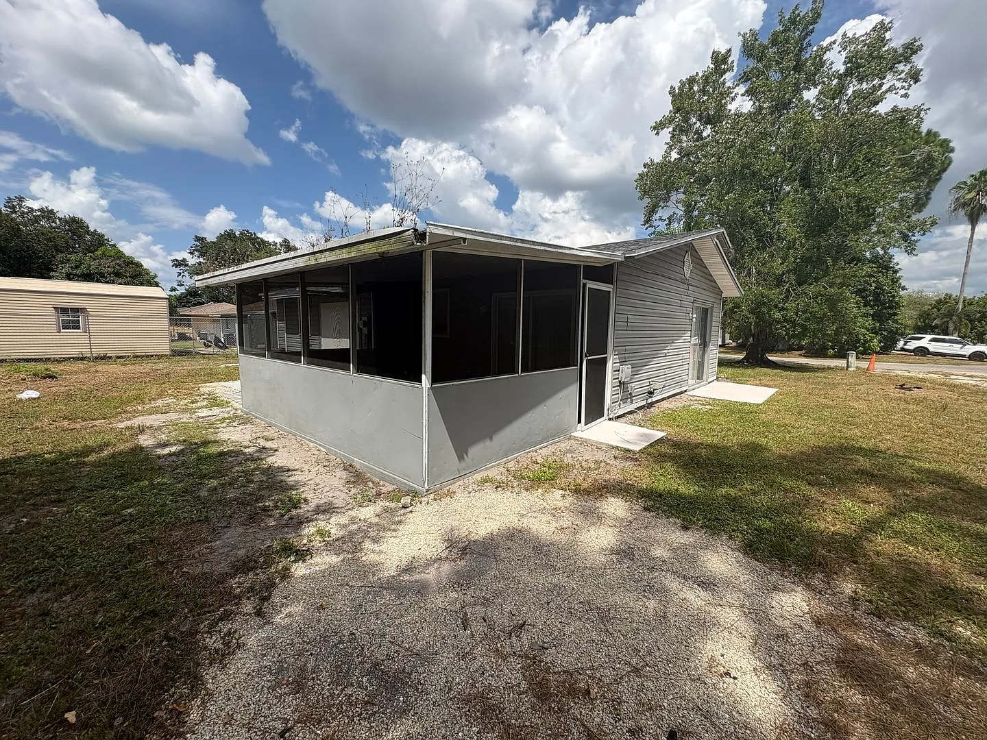 Renovated SFH 3 Bedroom Home Available Now — Photo 2